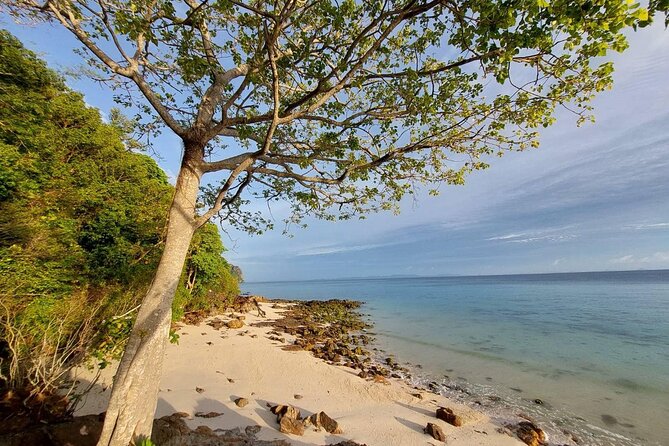 Krabi 7 Islands Sunset Tour BBQ Beachside Dinner + Plankton Swim - Ko Ma Tang Ming is the main snorkeling stop