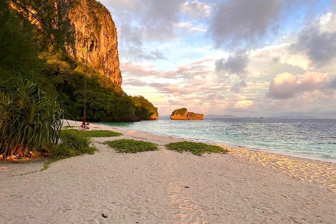 Krabi 7 Islands Sunset Tour with Bioluminescent Plankton + BBQ - Key points to know before you book
