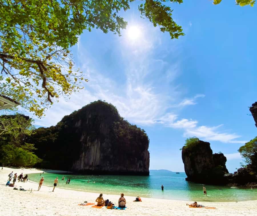 Krabi: 9 Islands Speedboat Full Day Tour - The best parts of the day at a glance