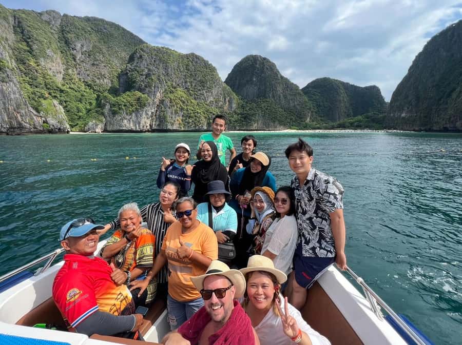 Krabi: Early Bird Phi Phi, Maya & 4 Islands Speedboat Tour - Viking Cave and Monkey Beach are quick photo stops