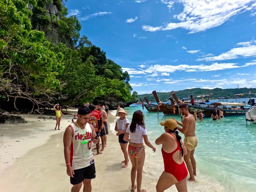 Krabi: Early Bird Phi Phi, Maya & 4 Islands Speedboat Tour - Bamboo Island delivers the best beach time