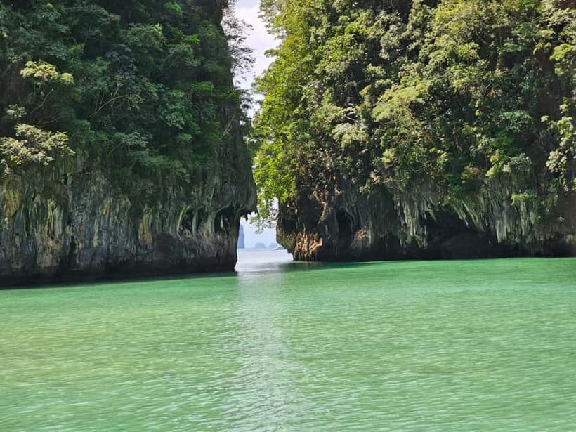 Krabi: Hong Island & 4 Islands Day Trip by Neptune Speedboat - Morning pickup and the Neptune speedboat