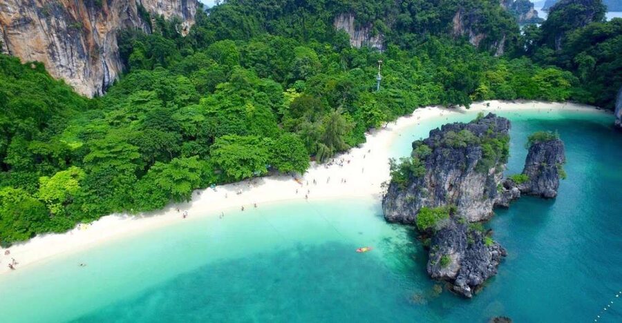 Krabi: Hong Islands Day Tour by Longtail Boat - Hong Island beach, lunch, and free time