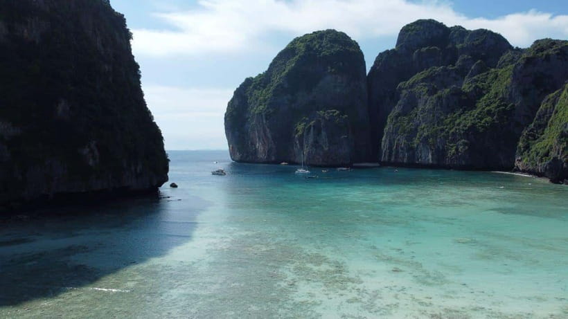 Krabi: Phi Phi and 4 Islands with Snorkeling by Speed Boat - Snorkeling among reefs and fish