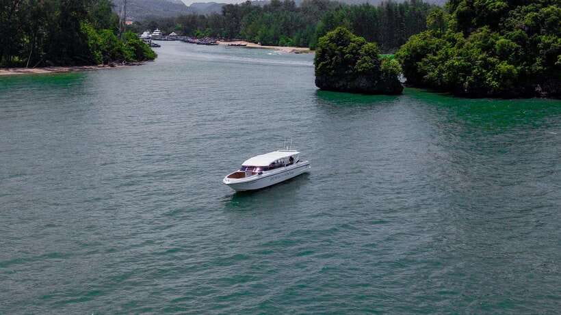 Krabi: Phi Phi and 4 Islands with Snorkeling by Speed Boat - Maya Bay, the movie-famous stop