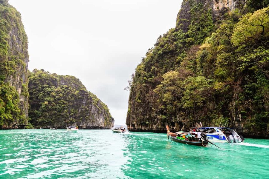 Krabi: Premium Phi Phi Islands Day Trip with Lunch & Snorkel - Pileh Lagoon brings the best water of the day