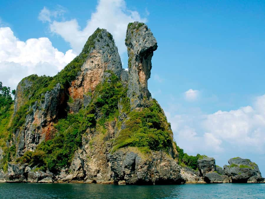 Krabi: Private 4 Islands Snorkeling Tour with Long-Tail Boat - Ko Poda is the day’s best pause