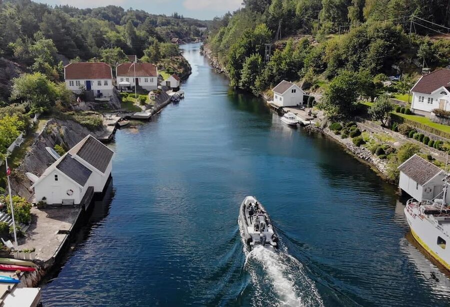 Kristiansand: Express Archipelago Tour by RIB Speedboat - Who should book this experience?