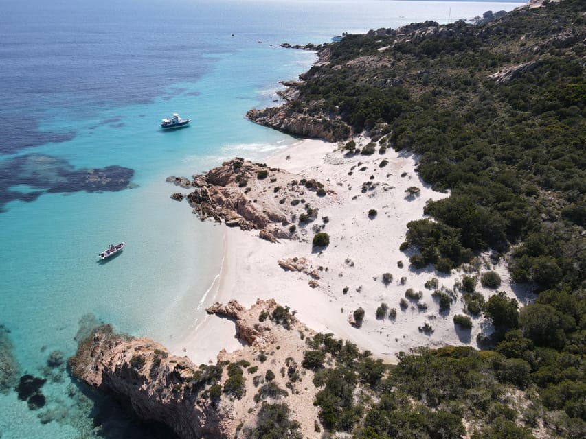 La Maddalena: Archipelago Boat Tour - Who should book this day on the water?