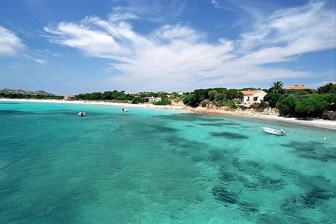 La Maddalena archipelago Boat Tour from La Maddalena island - Why this six-hour cruise works well
