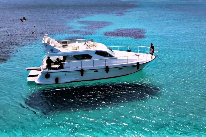 La Maddalena Archipelago Tour with Motorboat DC12 - Spargi: your first serious swim stop
