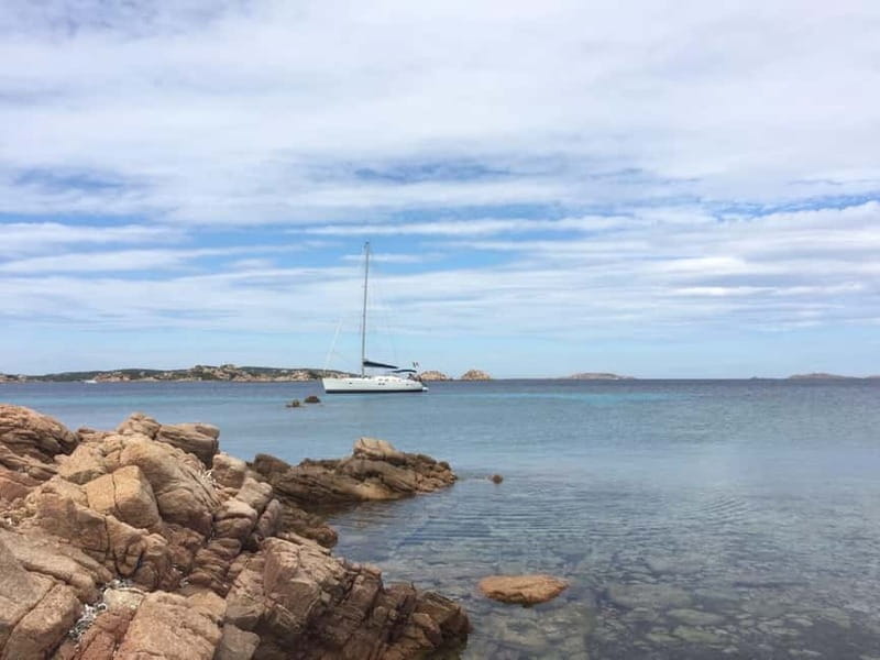 La Maddalena: daily sailing tour archipelago La Maddalena - Budelli and the protected Pink Beach