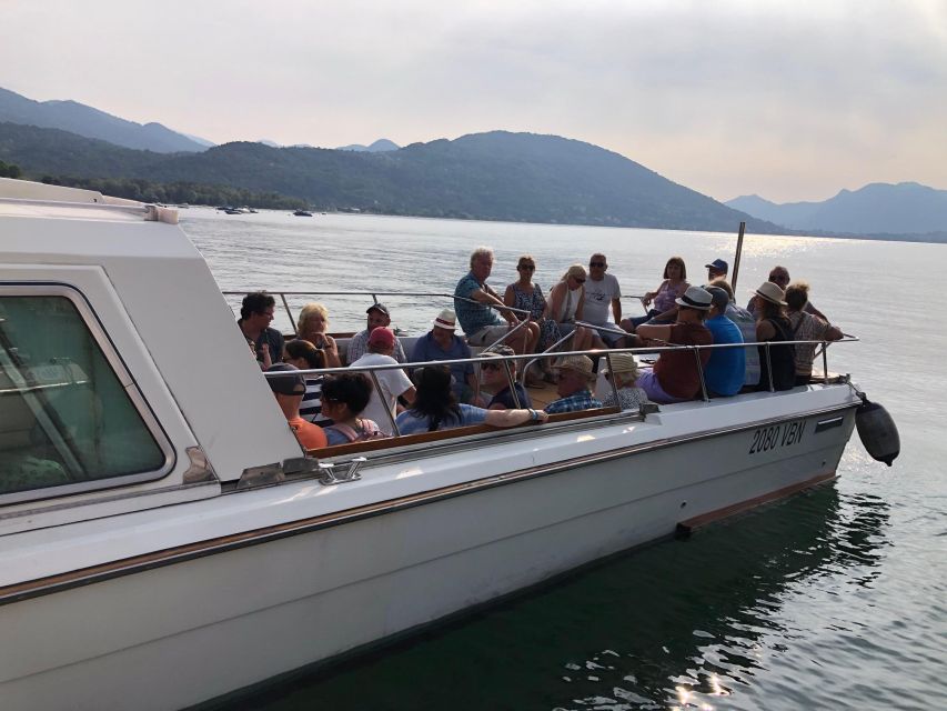 Lago Maggiore: 3 Borromean Islands Boat from Feriolo - Isola Bella gives the day its grand opening