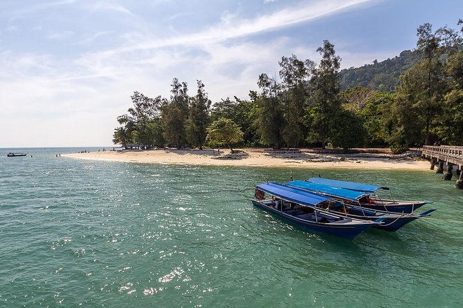 Langkawi Island Hopping Boat Tour with Return Transfer - The eagle stop near Singa Besar