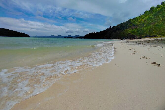 Langkawi Island Hopping Boat Tour - Dayang Bunting and the Lake of the Pregnant Maiden