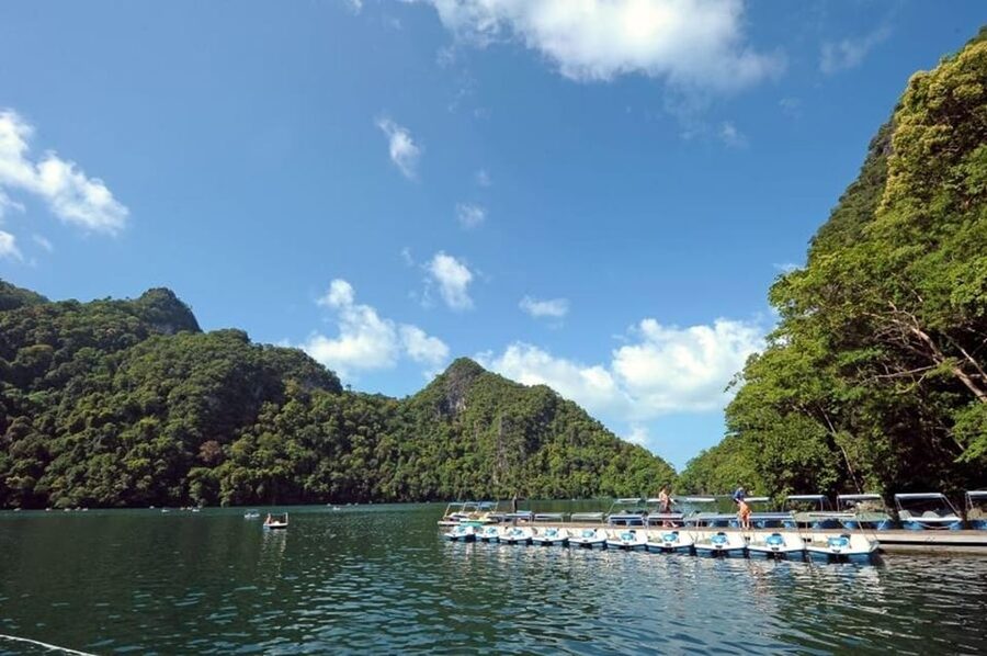 Langkawi: Island Hopping Shared Boat Tour - Meeting at McDonald’s Underwater World