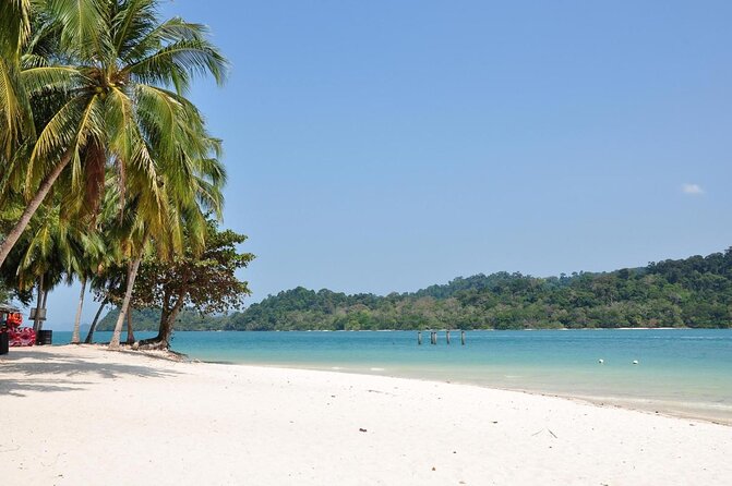 Langkawi Island Hopping Tour with Private Boat & Pickup - What this Langkawi boat tour is really like