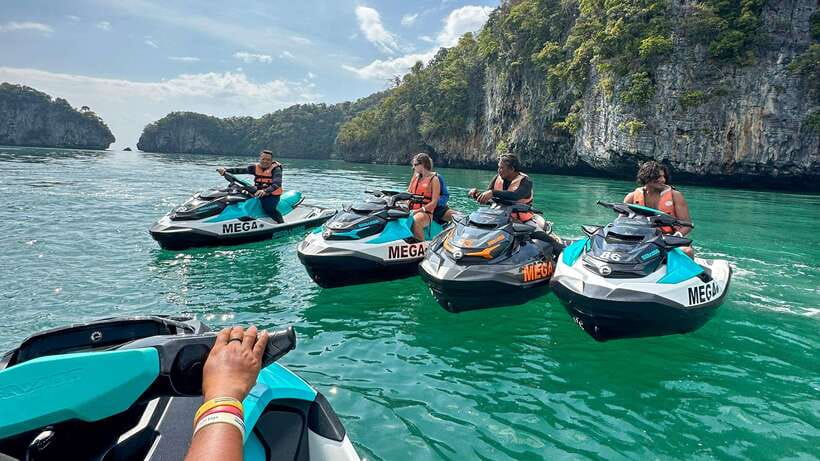 Langkawi: Premium UNESCO Geopark Jet Ski Tour of 8 Islands - Beaches, caves, fjords, and the quieter pauses