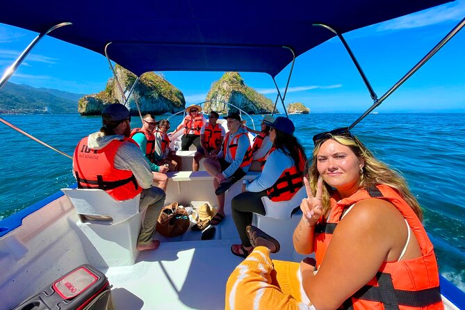 Los Arcos 5 islands Snorkeling Cliff Jumping and Hidden Beach - Who should book this Puerto Vallarta boat tour?