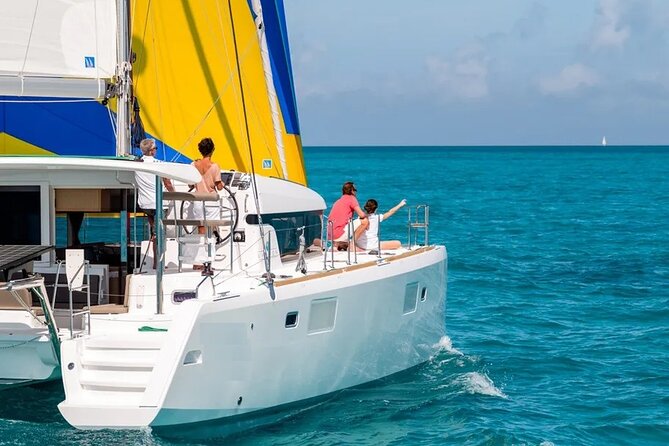 Luxury Catamaran in the Maddalena Archipelago from PALAU - The crew can shape the day