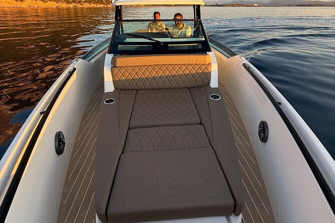 Luxury cruise to the archipelago of La Maddalena and Costa Smeralda - Comfort, equipment, and what is included