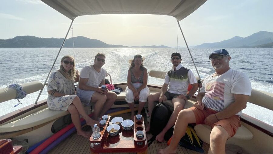 Luxury Private Boat Tour to Elaphiti Islands (4 hours) - Key points at a glance