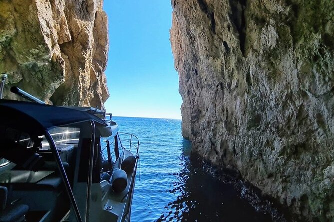 Luxury Private Boat Trip to the Elaphiti Islands from Dubrovnik - Sjekirica Beach and the water stops