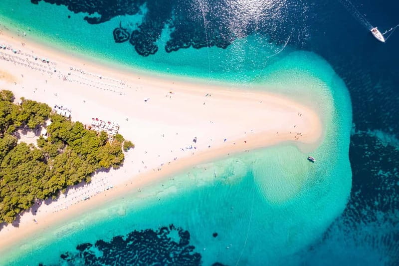 Makarska: 3-Island Speedboat Golden Horn & Blue Lagoon Tour - Zečevo’s clear water and the first swim