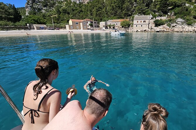 Makarska: 3 Island Speedboat Tour with Little Blue Cave & Lagoon - The boat ride is part of the experience