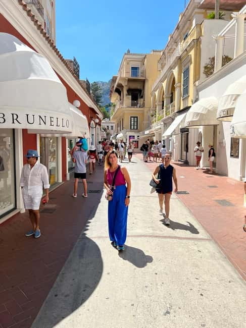 Marina Grande: Guided Capri Island Hop-On Hop-Off Bus Tour - Should you book this Capri experience?