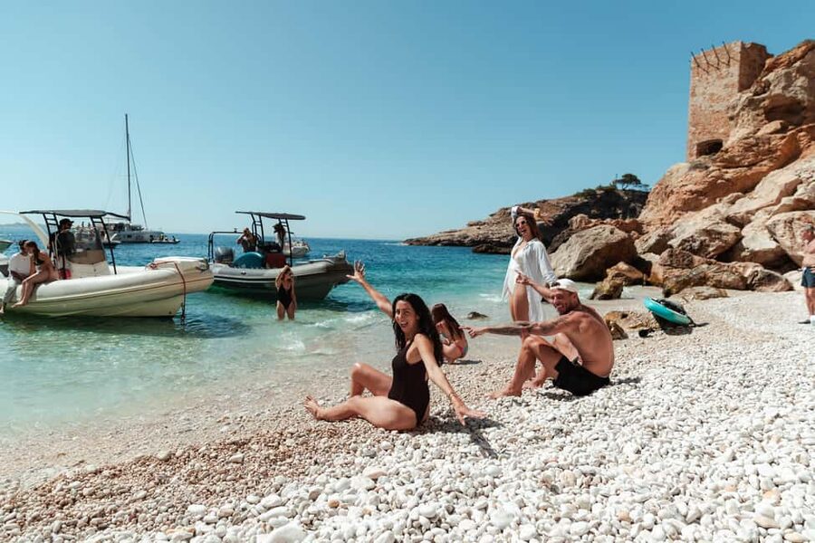 Marseille: Frioul Islands Boat Tour with Swim Stop - Marseille’s waterfront, cathedral, and Vallon des Auffes