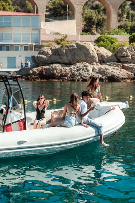 Marseille: Frioul Islands Boat Tour with Swim Stop - Through the Frioul archipelago