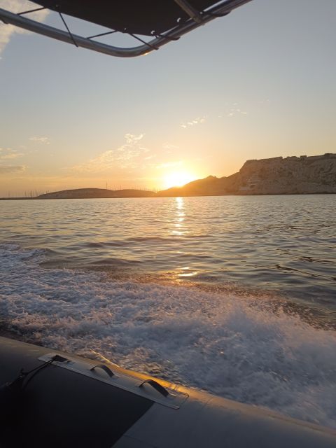 Marseille: Sunset Frioul Archipelago Boat Cruise - Passing Château d’If at sunset