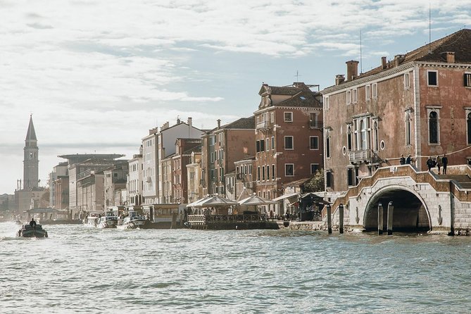 Murano Burano Islands Boat Tour Glass Factory & St Erasmo Winery - Walking, weather, and timing