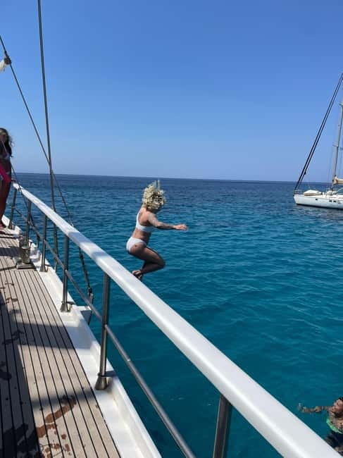 Mykonos: Delos and Rhenia Islands Cruise with BBQ Meal - Rhenia brings the best part of the day