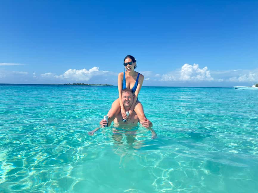 Nassau: 4-Island Tour Swimming Pigs, turtles, snorkeling - Rose Island: White Sand and Time to Slow Down