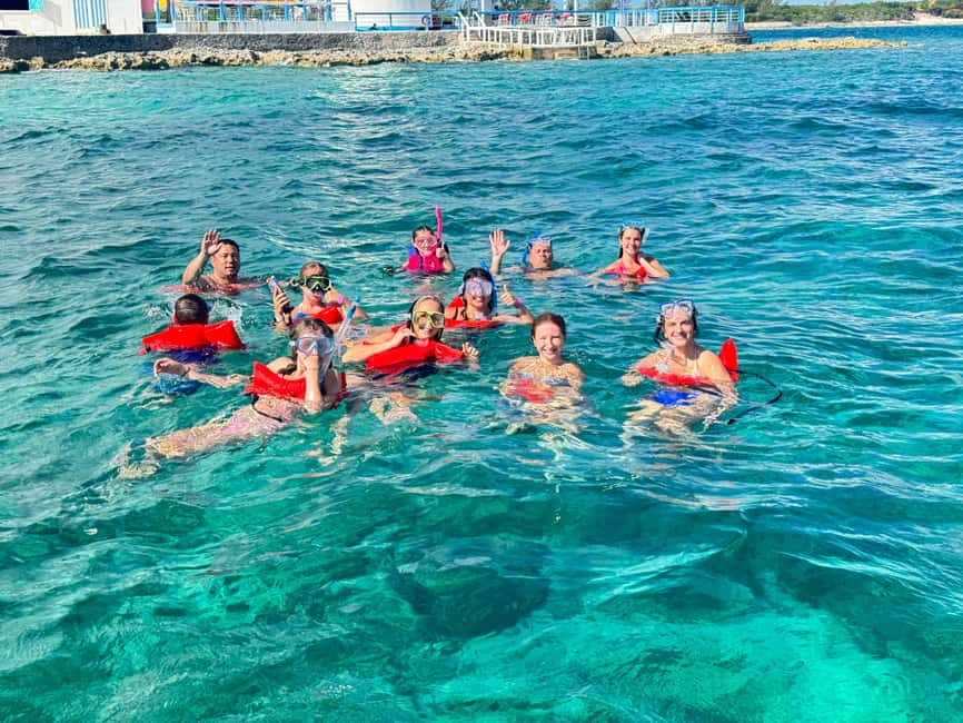 Nassau: 4-Island Tour Swimming Pigs, turtles, snorkeling - Athol Island: Pigs, Rope Swings, and Water Play