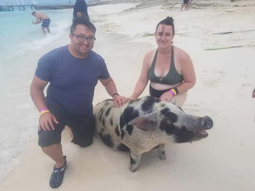 Nassau: Island Hopping Boat Trip with Lunch & Drinks - What the Nassau boat trip promises