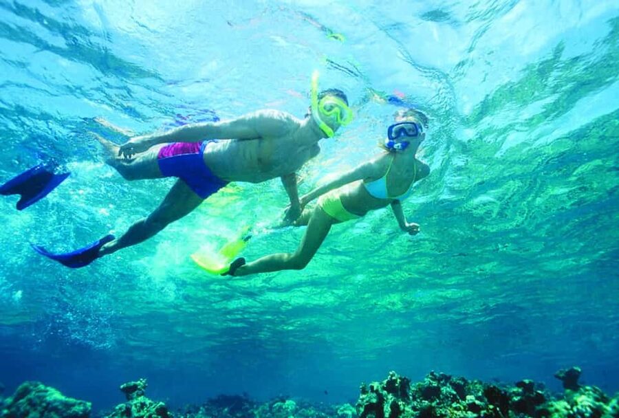 Nassau: Island Hopping Boat Trip with Lunch & Drinks - Lunch, drinks, and what you actually receive