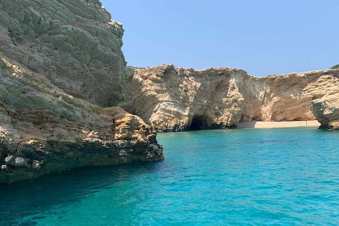 Naxos private fishing trips, lunch on board & island hopping - Fishing the Aegean with several traditional methods