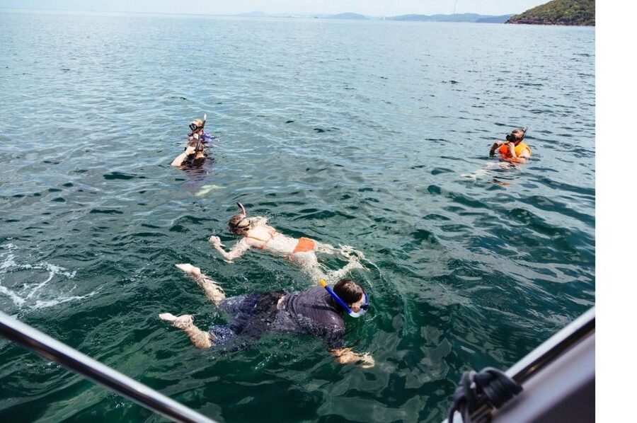 Nha Trang: Island-Hopping & Snorkeling Day Trip by Speedboat - Tam Island and the first coral stop