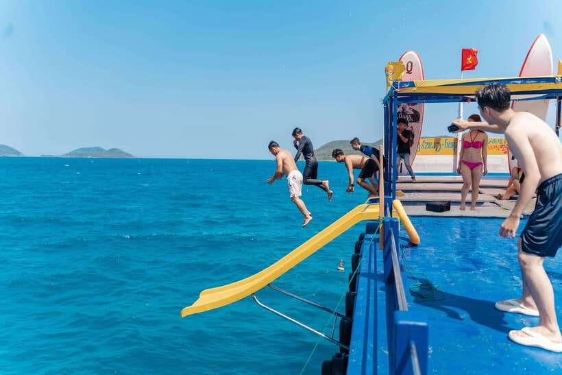 Nha Trang: Island Hopping Tour with Snorkeling and Lunch - Who should book this island-hopping tour?