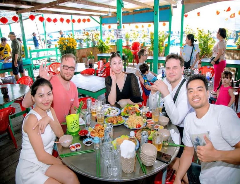 Nha Trang travel: Fullday visit 3 islands Nha Trang - 9:30 a.m. at Bai Tranh Beach on Hon Mieu