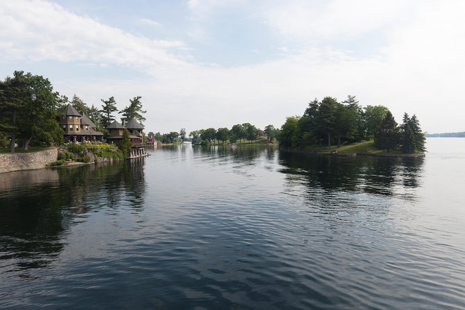 Niagara Falls, Toronto and 1000 Islands, 3 Day Tour from NYC - Who will enjoy this tour most