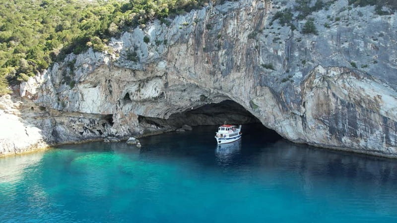 Nydri: Island Hopping Boat Cruise with Beach BBQ Lunch - Starting from Nydri Harbor on the Ionian Star