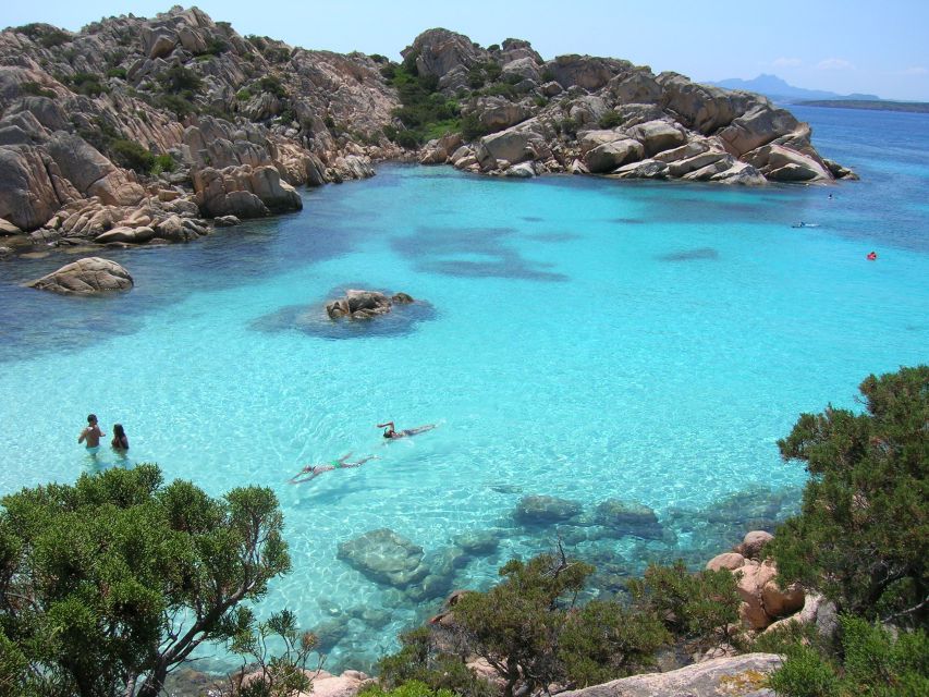 Olbia: Maddalena Archipelago Boat Tour with Minibus Transfer - One hour in La Maddalena town