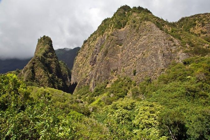One Day Heavenly Hana Tour: Island Hopping from Oahu to Maui - Hana town offers a slower feeling, briefly
