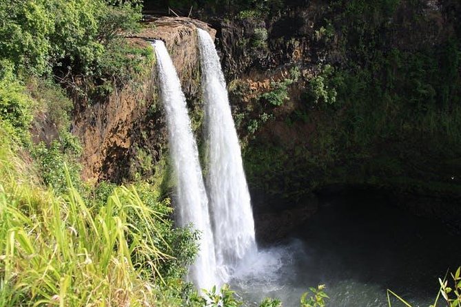 One-Day Tour Hawaii Movie Tour: Island Hopping from Oahu to Kauai - Hanalei: the day’s longest and most flexible stop