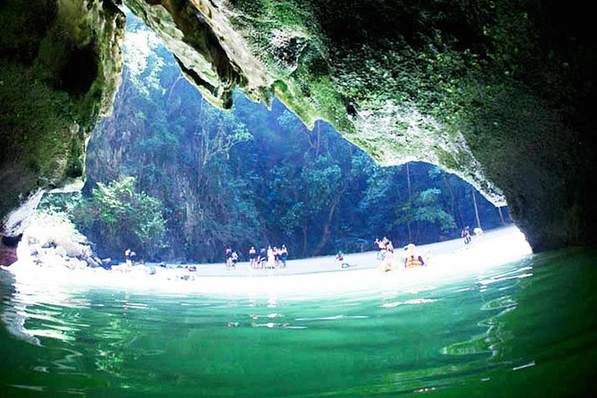 Oneday Tour 4 Islands and Emerald Cave By Tin Adventure Sea Tour from Koh Lanta - Koh Chuak and the first reef stop