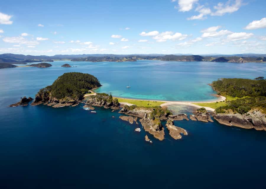 Paihia/Russell: Hole in the Rock Cruise with 2 Island Stops - Piercy Island and the Hole in the Rock